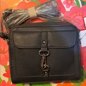 Navy bag with adjustable shoulder strap